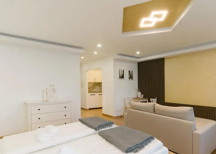 Appartement Neues In Lage, Free Parking Max 1,65m Hoehe Und 1,8m Breite Karlsruhe